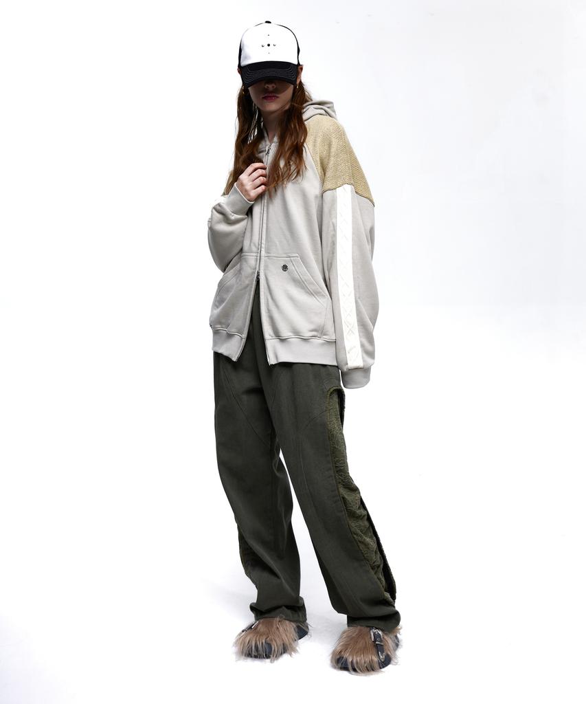 Aleseueseussi Incision Jacquard Mixed Pants - Khaki
