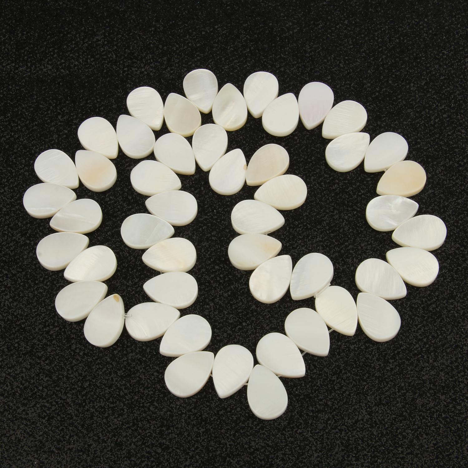 

Натуральные пресноводные белые бусины из ракушек Бабочка Цветы Сердце Звезда Плоские круглые бусины из ракушек для изготовления ювелирных изделий DIY Браслеты из бисера для женщин 10x15x3mm