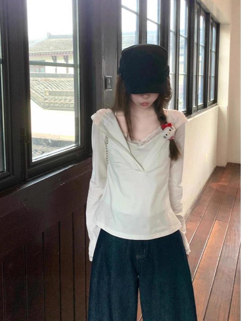 Women's Slim Fit Lace-Trimmed Long Sleeve Two-Piece Hoodie for Early Autumn