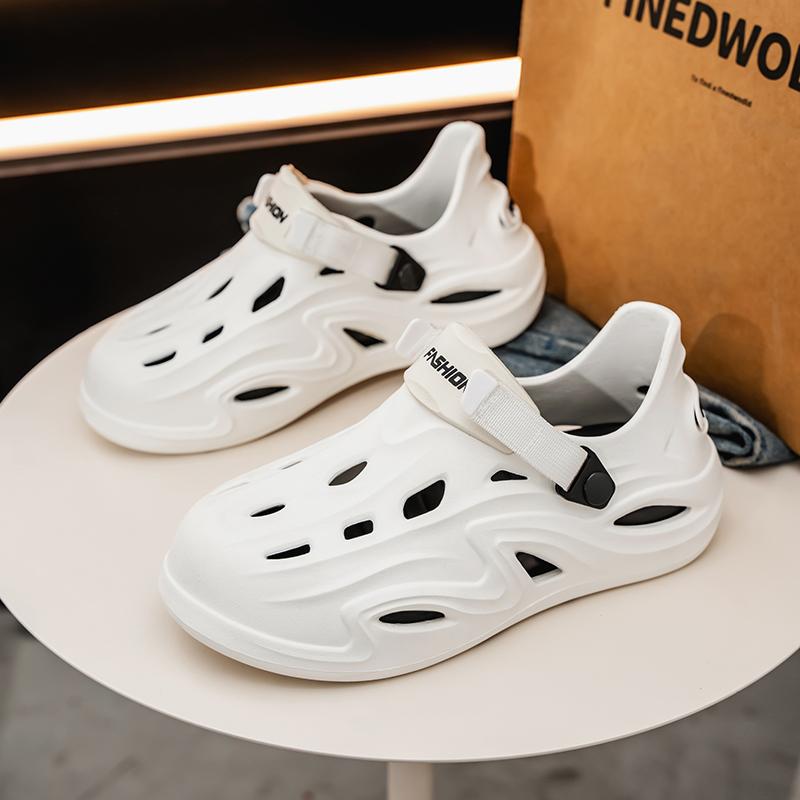 New Mens EVA Water Proof Shoes Summer Men's Solid Colors Hollow Slippers Men Slip-on Soft Sandals Man Outdoor Non-Slip Slides