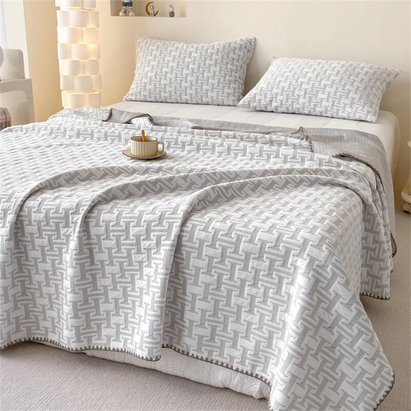 PLOVER Louis Style Knitted Blanket