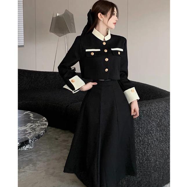 

Костюм светской львицы во французском стиле Осень/Зима 2024: Комплект: короткий жакет и юбка для женщин S