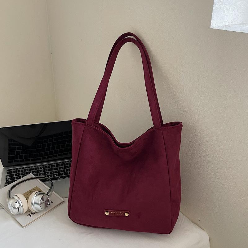 Large Capacity Bucket Bag Fashion Trend Casual Texture Shoulder Bag Autumn New Personalized Women's Tote Bag