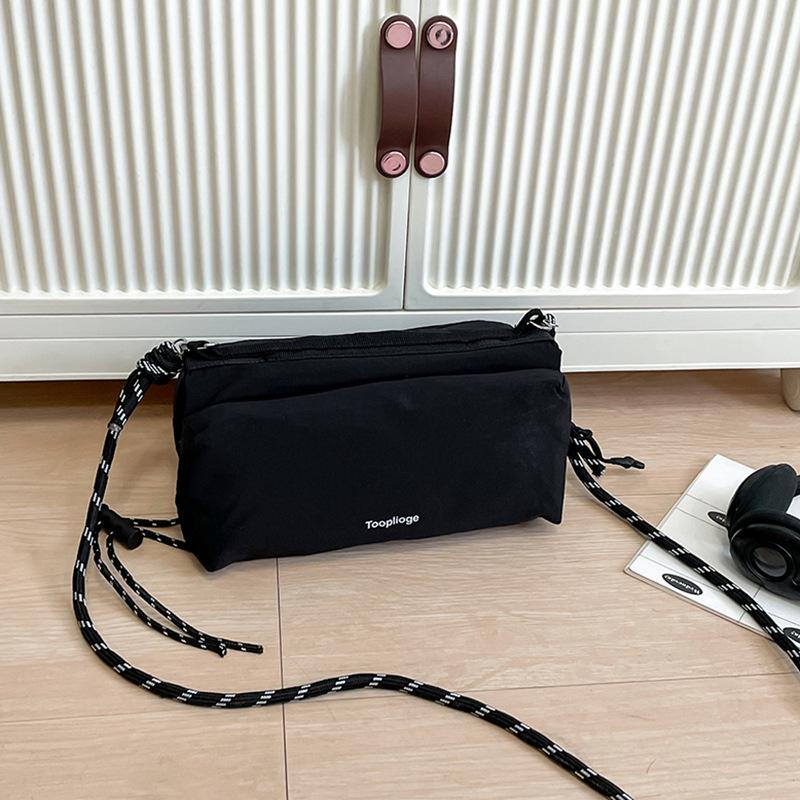 

2025 Trendy Unisex Crossbody Water Bottle Bag - Lightweight, Multi-Layer for Outdoor Hiking чорний