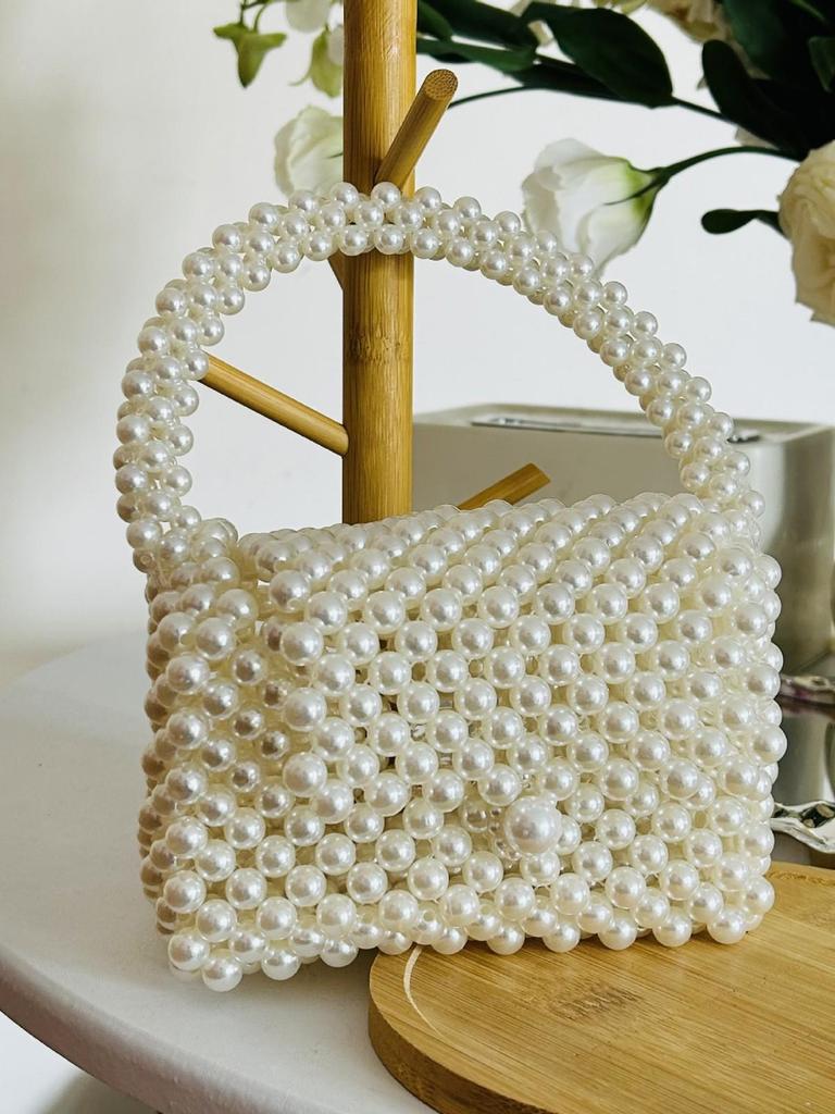 Perlenverzierte Single-Shoulder-Crossbody-Tasche: Schicke Mode Damenhandtasche mit Webdesign