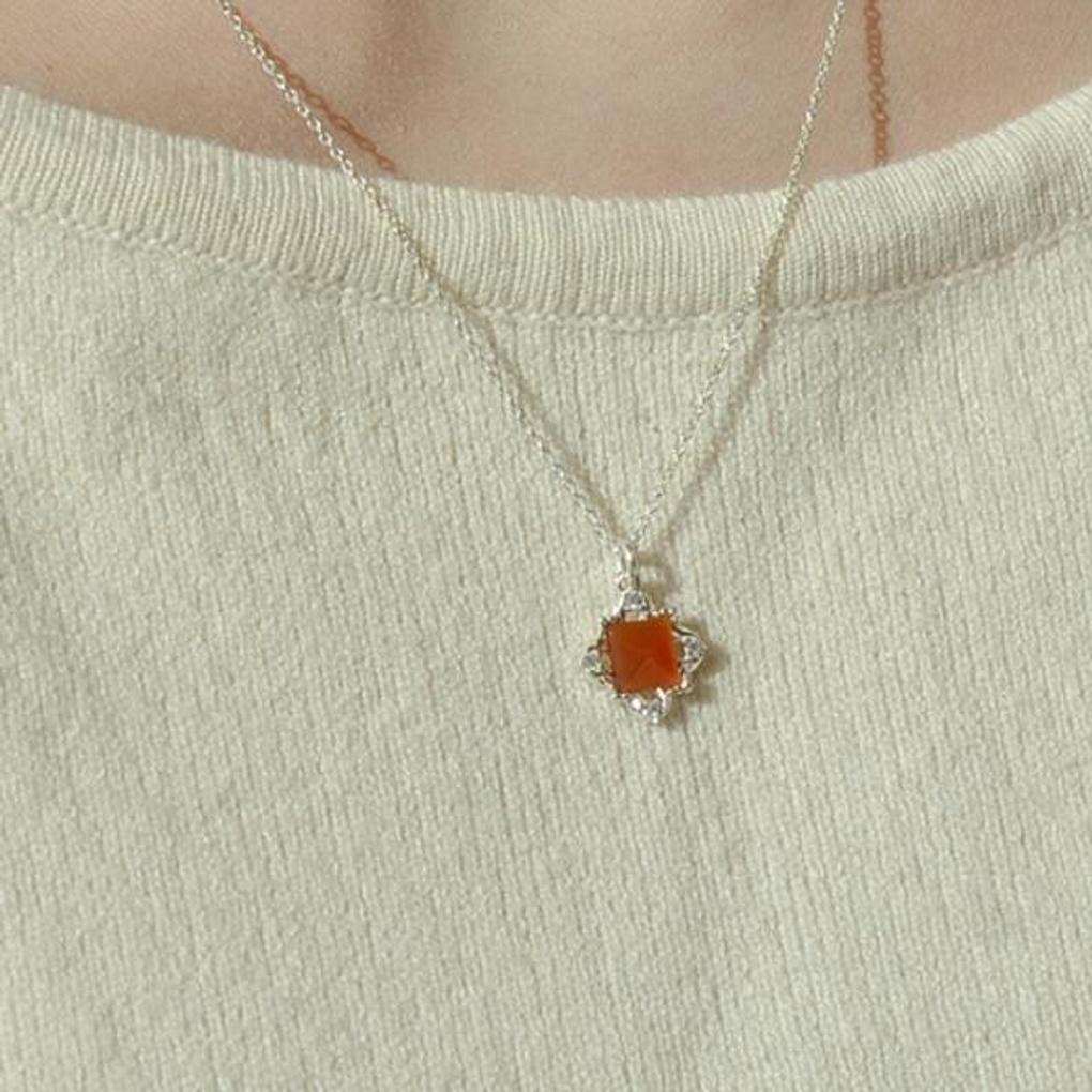 Women's Daily Red Agate Cubic Necklace