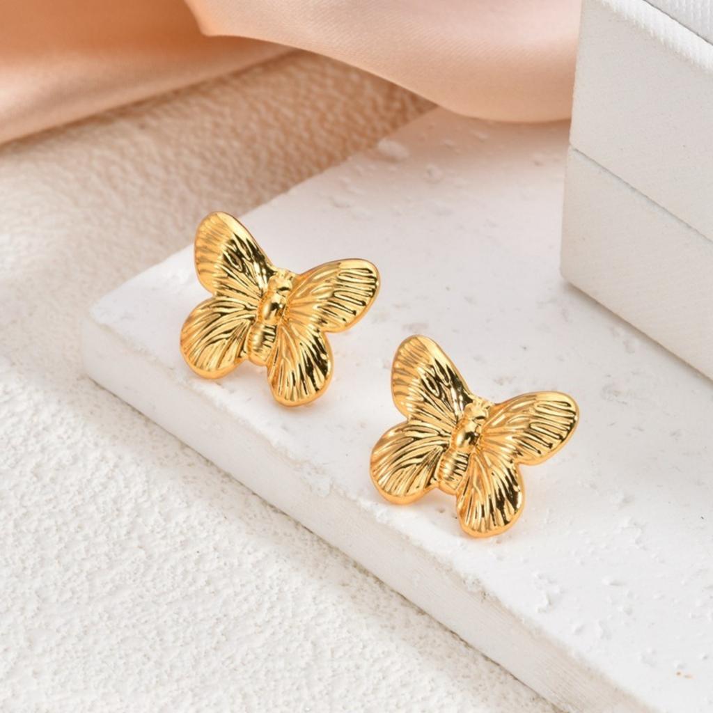 1 Pair Stylish 18K Gold Plated 304 Stainless Steel Ear Post Stud Earrings Heart Flower Butterfly Starfish For Women Gift
