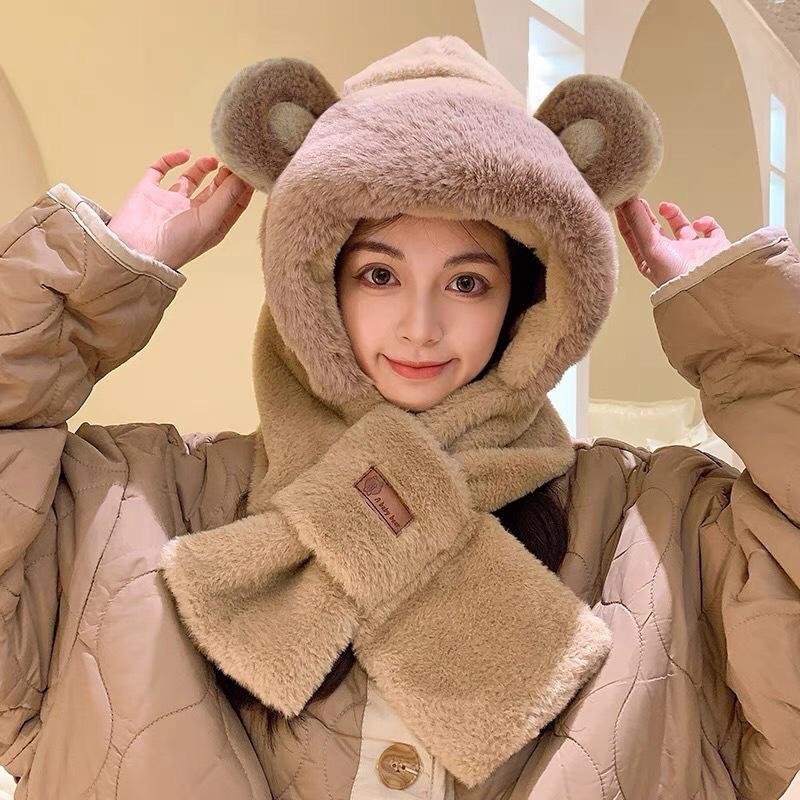 "2024 Bear Plush Hat & Scarf Set – Cute Winter Cycling Warmth"