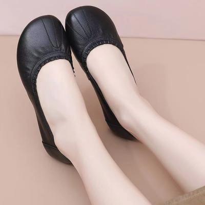 Damesschoenen met zachte zolen, moederschoenen met platte zolen, nieuw voorjaar 2025, comfortabele schoenen met zachte zolen en lage instap, kleine leren schoenen voor dames van middelbare en oudere leeftijd