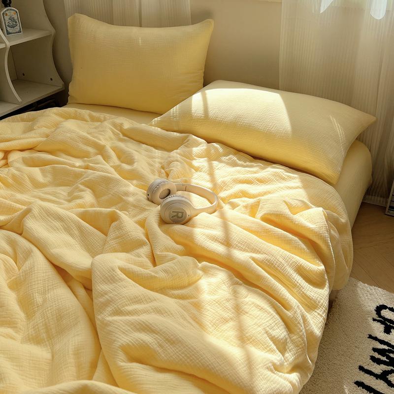 Minimalist Solid Color Cotton Quilt Set: Soft, Skin-Friendly, Machine-Washable Summer Quilt for Dorms (4-Piece, Single/Double).