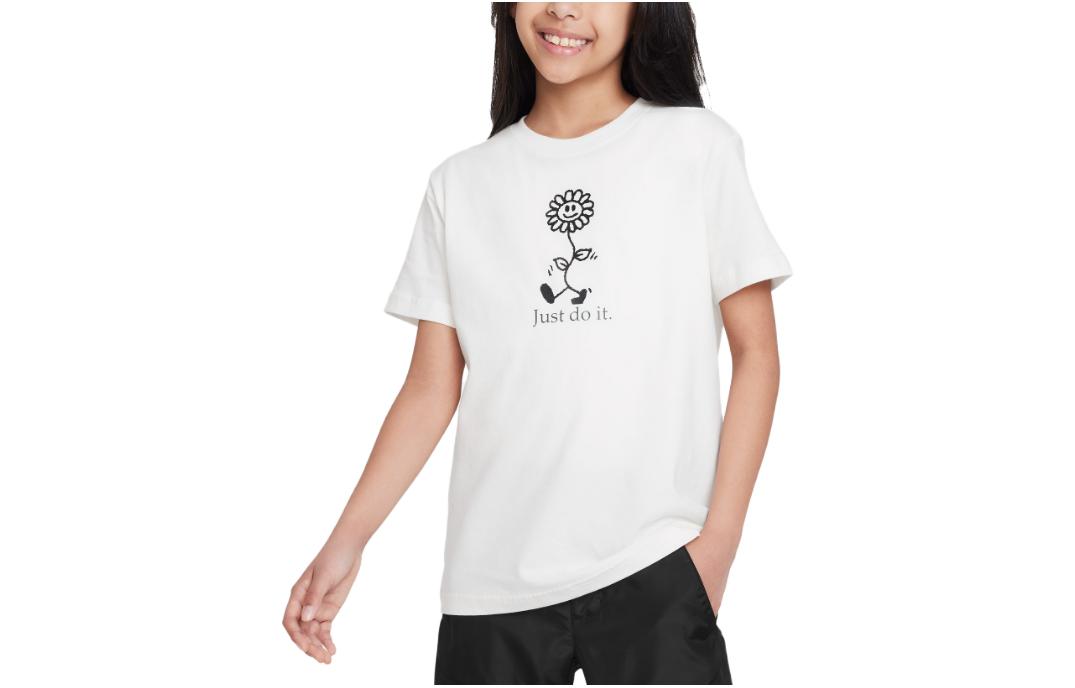 

Nike Kids T Shirts Crew Neck Moderate FD5363-133 M