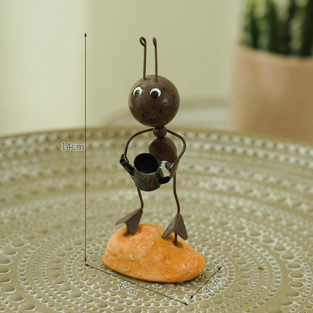 Reading Ant Metal Ant Ornament Garden Art Ant Miniature Sculpture Mini Figurine Miniature