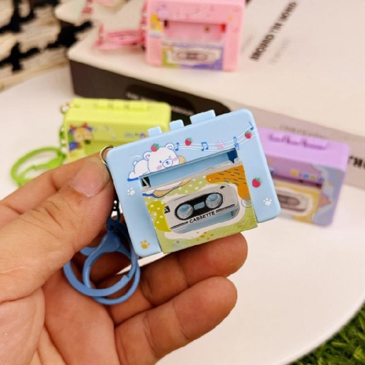 Retro Music Player Keychain Music Box with Decorative Design Builts In Melodies for Relaxation Adventure Bag Charm
