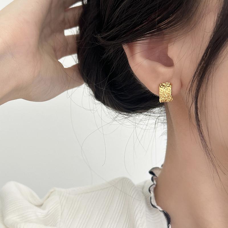 PONYKISS Sterlingsilber 18 Karat Gold Unregelmäßige gefaltete runde Creolen für Damen Klassische feine geometrische Accessoires