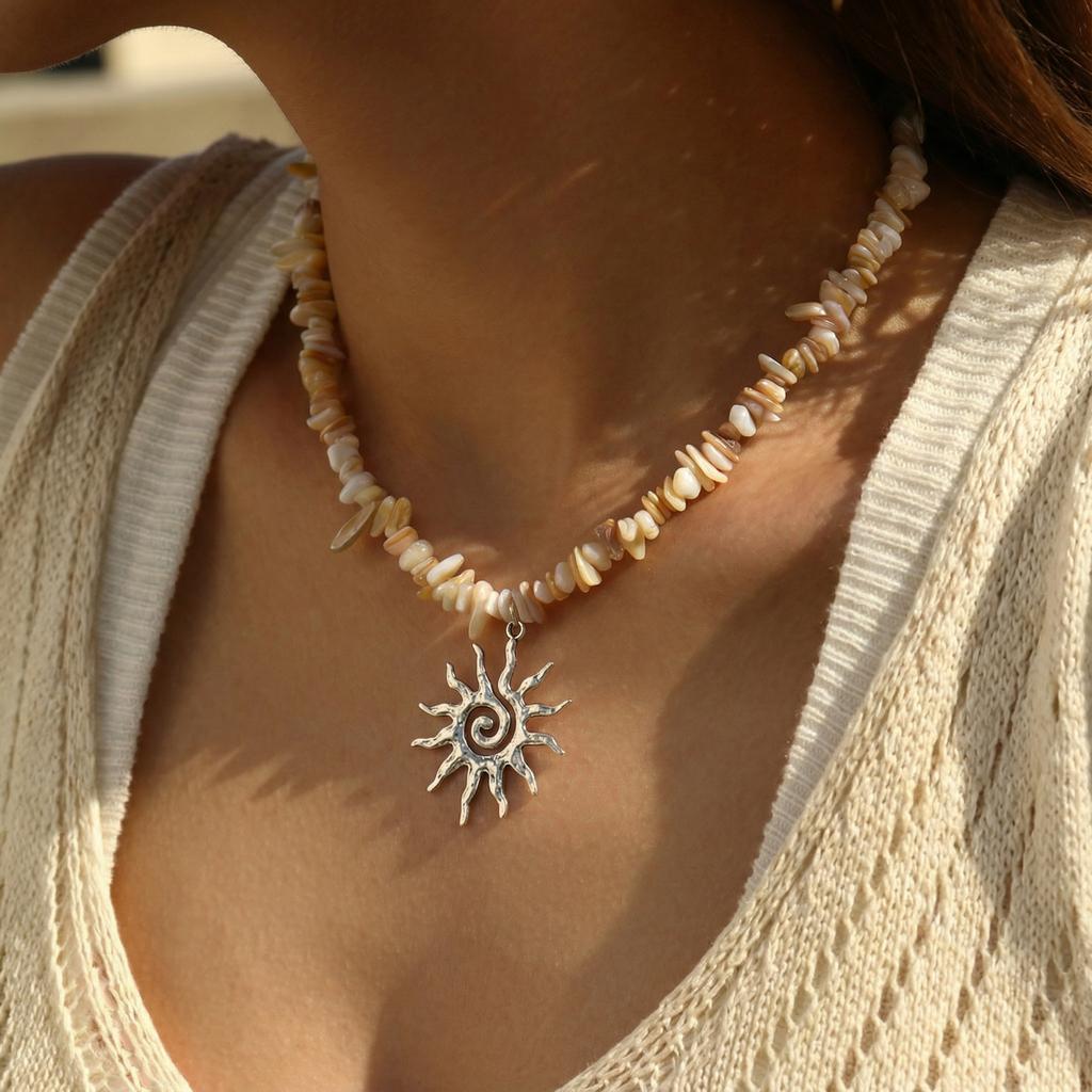 Bohemian Rainbow Beaded Choker Necklace for Women Vintage Silver Color Sun Pendant Necklaces Summer Beach Vacation Jewelry Gift