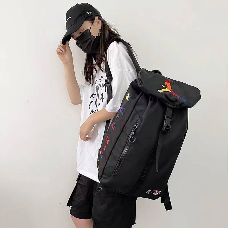 Flying Man Trendiger Rucksack: Schultasche & Reisetasche mit großem Fassungsvermögen für Männer und Frauen