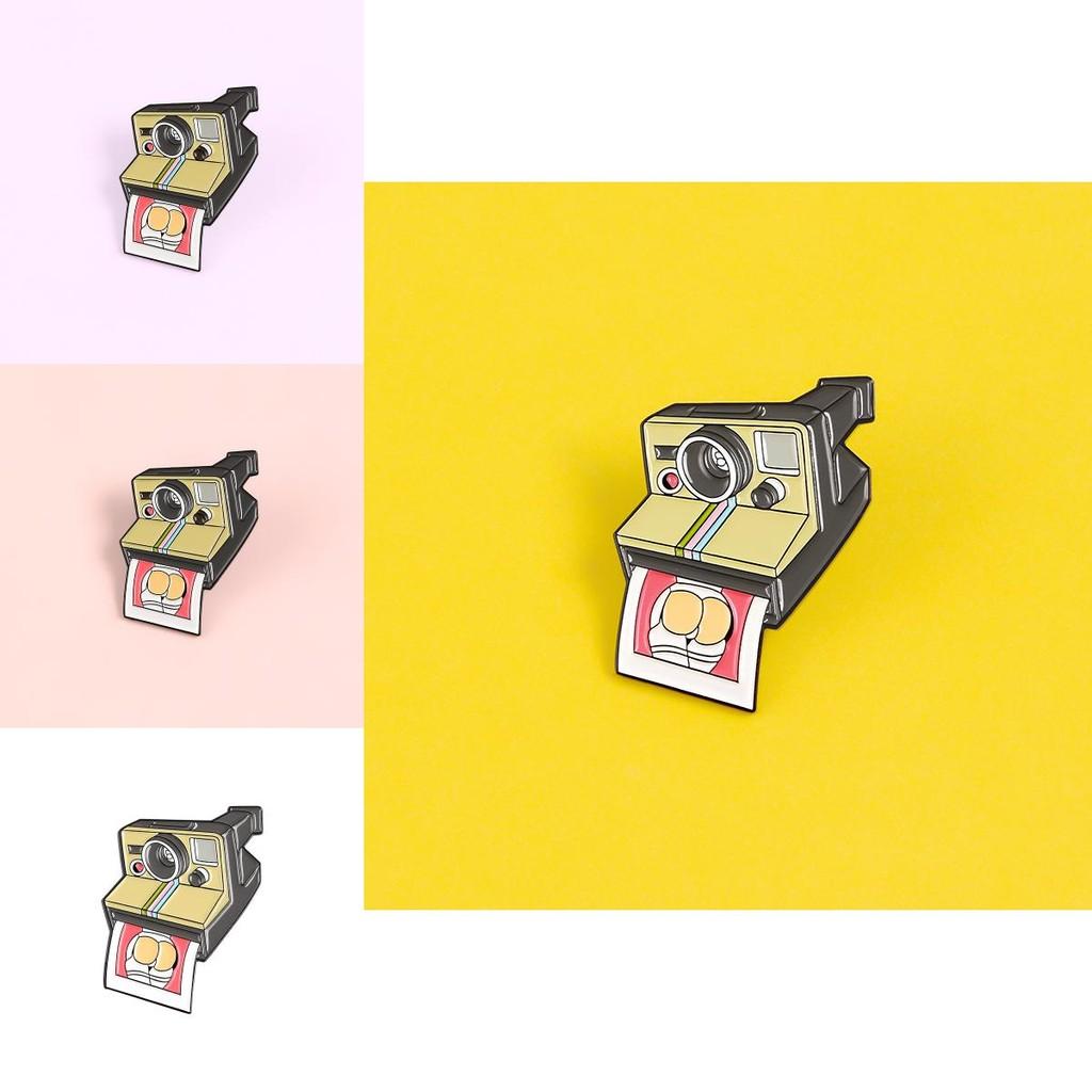 Geometric Camera Retro Brooch Pin Exquisite Alloy Fashion Accessory For Men Women And
