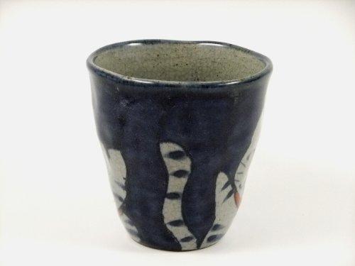 Arita Hasami Ware Shoho Kiln Banzai Cat Pair of Mugs