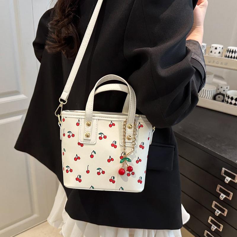 Women PU Cherry Shoulder Bag Large Capacity Trendy Commuting Bag with Cherry Pendant Stylish Crossbody Bag Aesthetic Handbag AVE