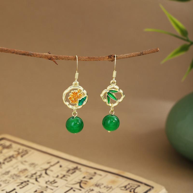 Silver NeedleEmerald Green Fan-shaped Bamboo Leaf Long Tassel Earrings Ancient-style Fresh and Sweet Ear Hooks