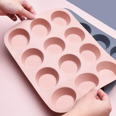 Foremka na czekoladę Naczynia do pieczenia spożywczego Silikonowe Przydatne wielofunkcyjne 12 siatek Muffin Formy do pieczenia ciasta Akcesoria kuchenne