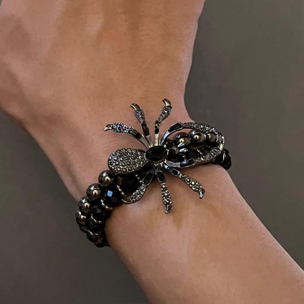 Yeni Gotik Siyah Örümcek Boncuklu Bileklik Kadınlar Erkekler için Eşsiz Örümcek Ağı Charm Koyu Kişilik El Yapımı Takı Hediyeler Aksesuarlar
