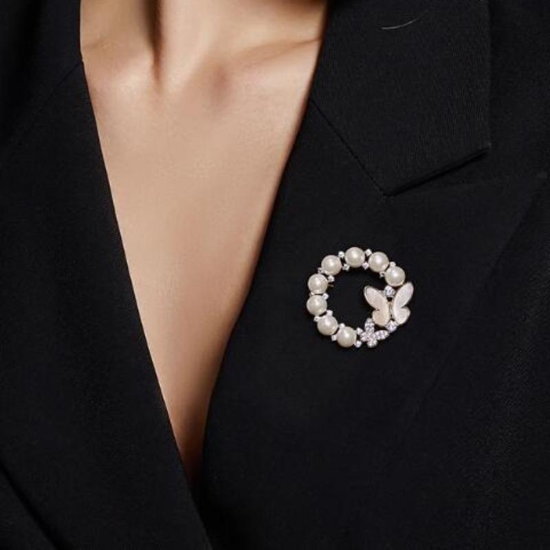 Trendy Pearl Butterfly Brooch for Women Men Fashion Rhinestone Insect Brooches Pins Jewelry Accessories Party Gifts