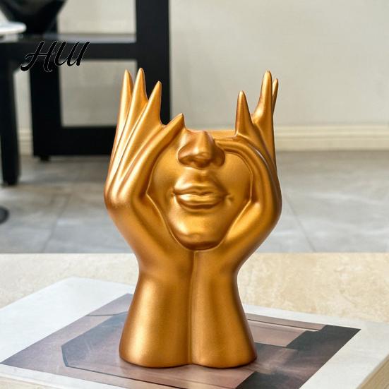 Abstract Face Design Plastic Pen Holder Creative Sculpture Large Capacity Art Supplies Organizer Desktop for Pens Erasers Crayons Markers Makeup Brush