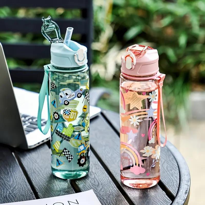 Sticlă de Apă din Plastic Drăguță cu Desene Animate cu Dinozaur și Mașină, 790ml, cu Pahar și Paie, Etanșă, Portabilă, Cupă Sportivă pentru Studenți și Călătorii în Aer Liber
