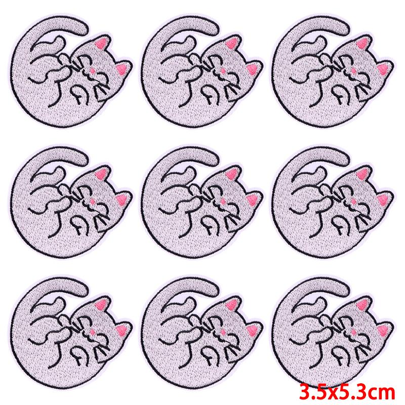 10Pcs/Lot Animal Embroidery Patch Iron On Patches For Clothing Cartoon Embroidered Patches For Clothes Cute Cat Patch Applique