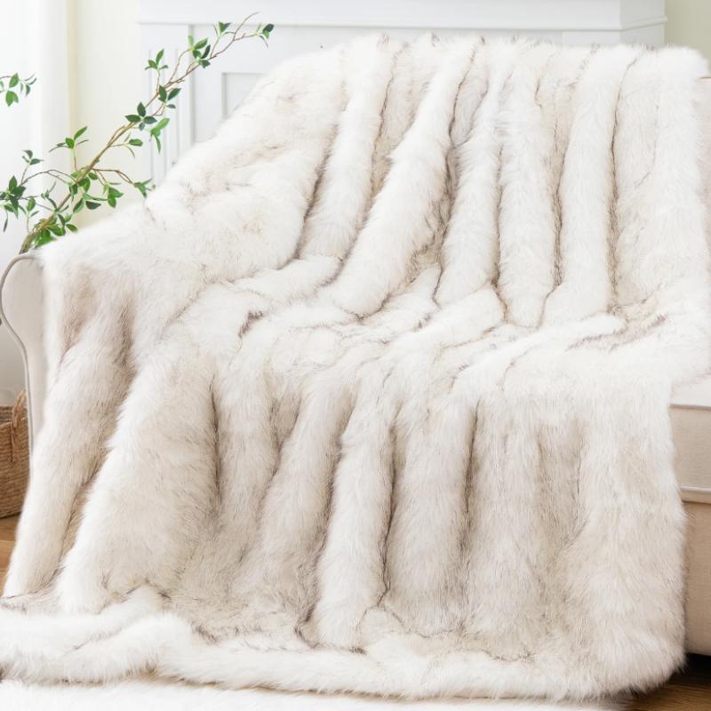 Luxury Fox Fur Throw Blanket Winter Warm Fluffy Soft Blankets Bedspread on the Bed Faux Fur Blanket Plaid Throw for Sofa towel