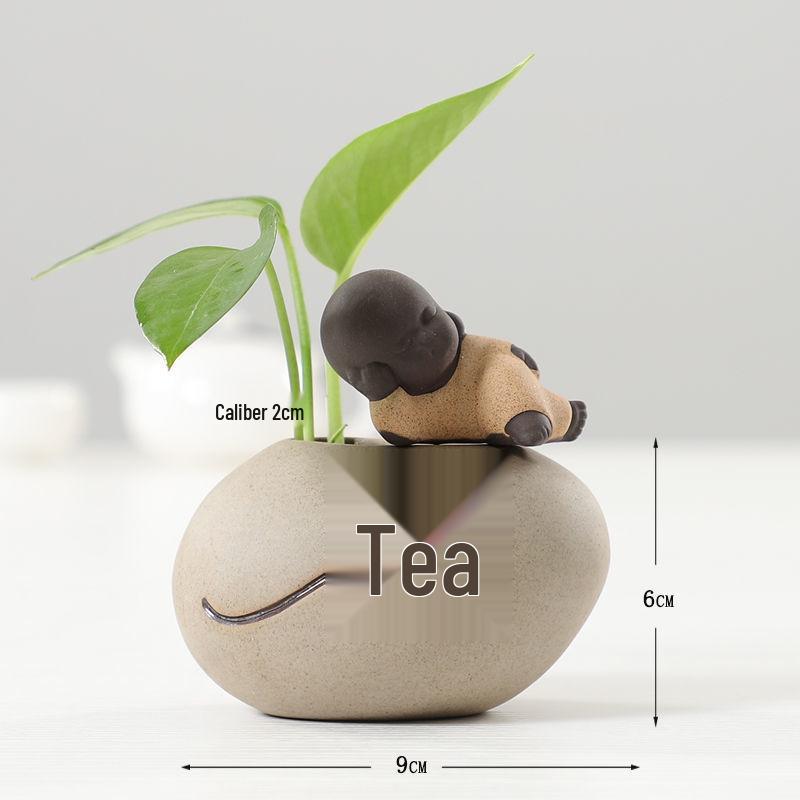 Mały ceramiczny wazon zen do hydroponiki i kompozycji ze świeżych kwiatów