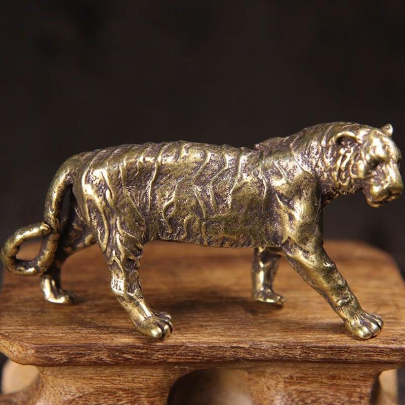 Antique Metal Animal Miniature Sculpture Detailed Animal Figurine Home Art Decors Strength Symbol Ornament Gift