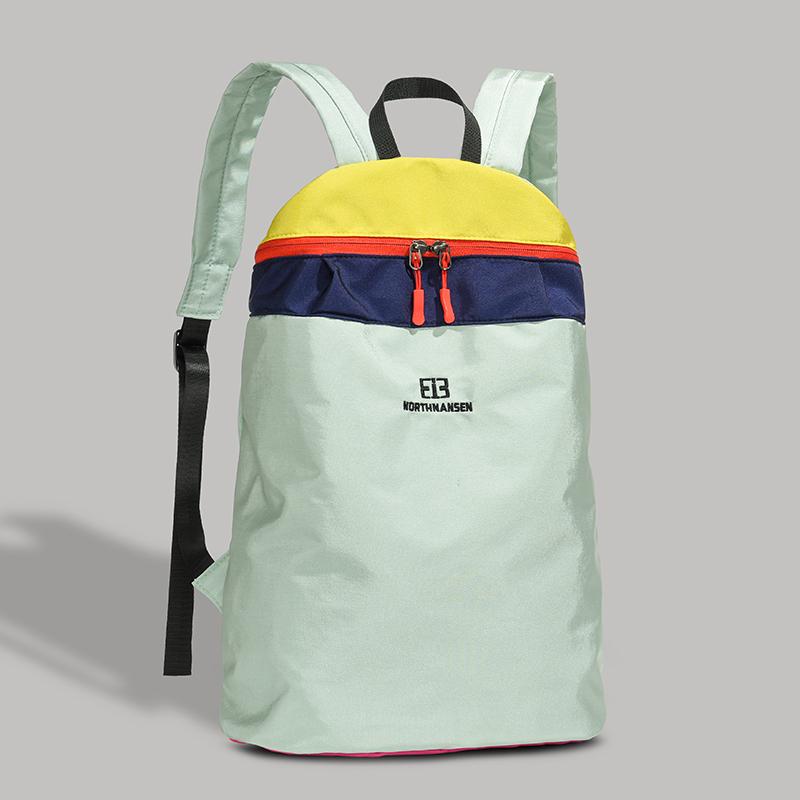 Nowe 2025 lato - stylowe plecaki outdoorowe do wędrówek i sportu. Są to lekkie plecaki z blokami kolorów, odpowiednie na górskie