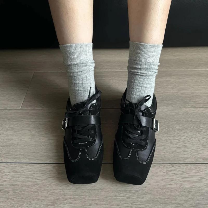 

Fashion Bla Punk Sle Square Head Women s Shoes Faionable Versatile Design Korean Sle Low Heel Rubber Outsole Leather Li... 35 чёрный