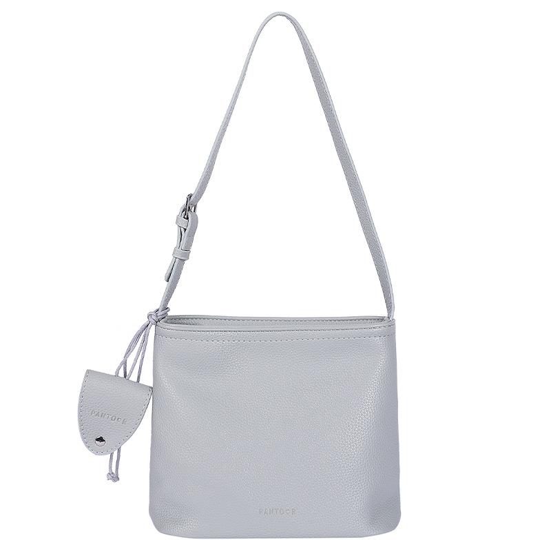 Mini small bag women's 2025 new solid color trendy versatile shoulder bag textured messenger bag mobile phone bag