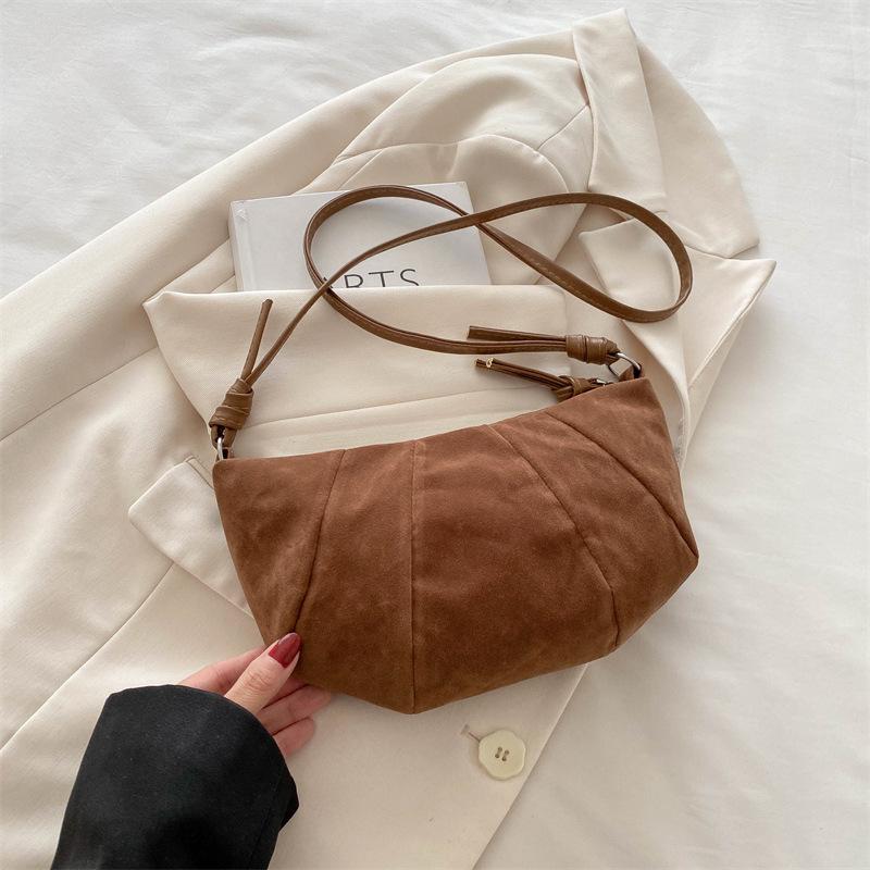 

Большая вместимость сращивание круассан осень новая мода повседневная простая кроссбоди на одно плечо сумка-пельмень женская светло-коричневого