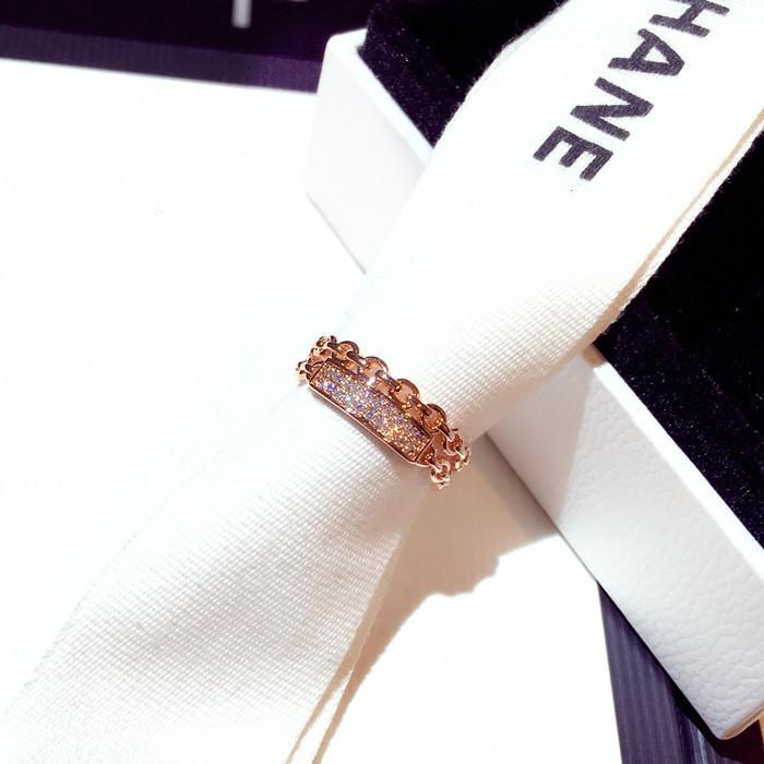 

Европейский и американский индивидуальный креативный дизайн кольцо на указательный палец холодный стиль кольцо с закрытым ртом женское модное женское кольцо No. 10