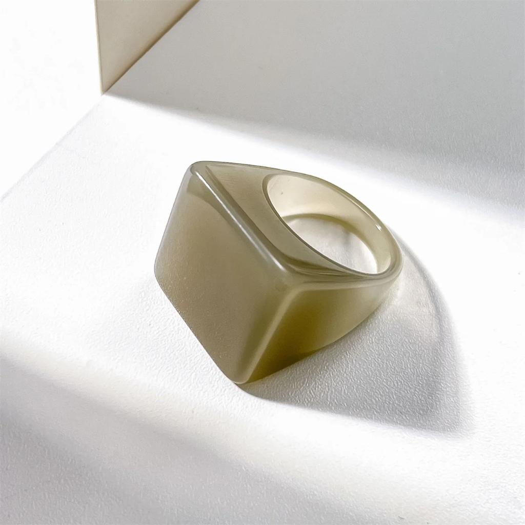 New Colorful Y2k Transparent Gradient Blooming Square Acrylic Resin Rings Sets for Women Girls Party Jewelry Hip Hop Ins Rings