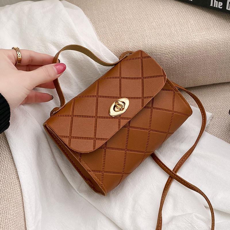Rhombus Shoulder Women's Bag Women's Versatile Fashion Simple Messenger Portable Small Square Bag