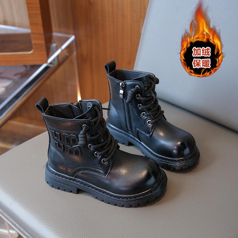 Botas Martin para niños 2025 otoño e invierno nuevas botas para niños callejeras para niñas bebé niños medianos y mayores botas cortas de suela blanda marea