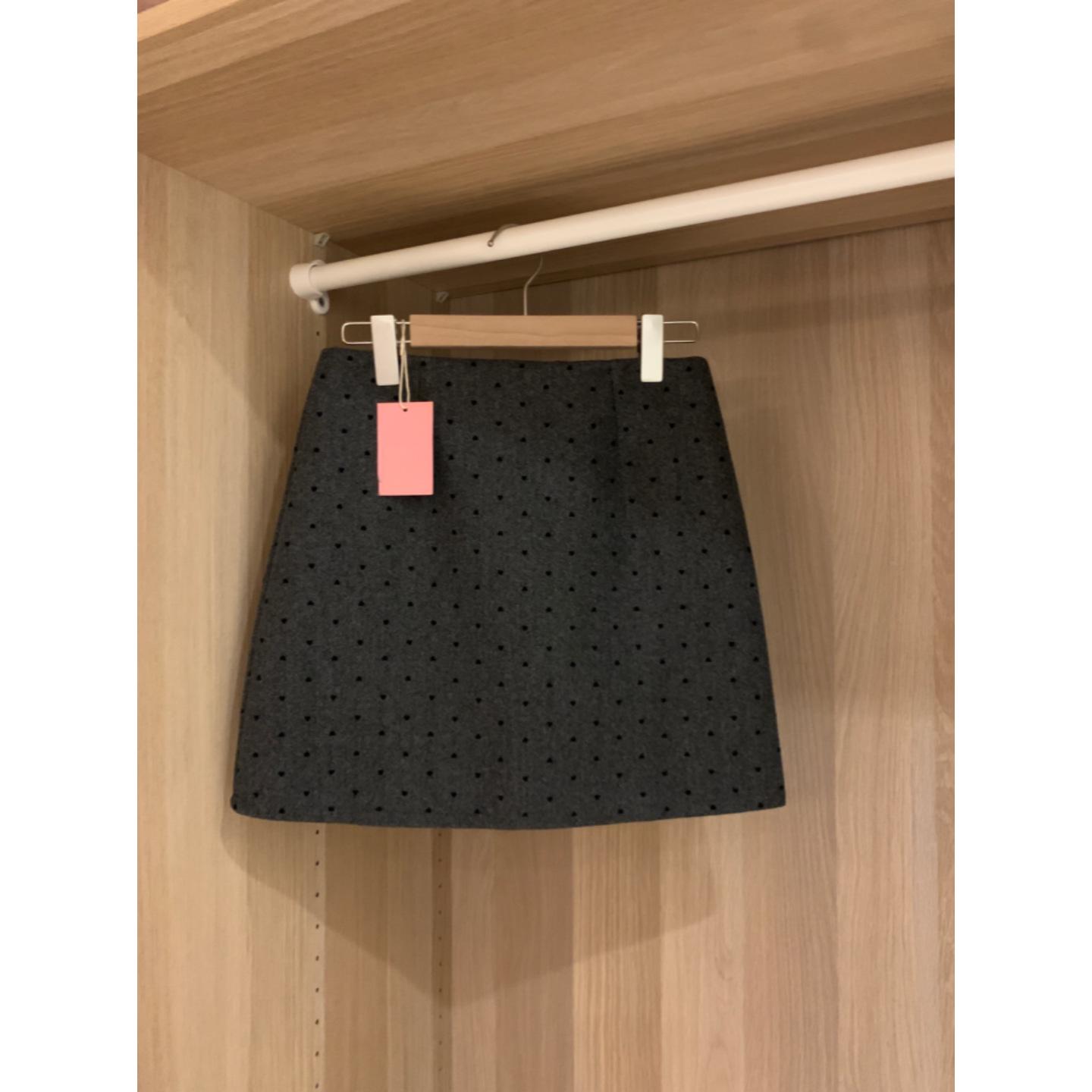 

Korean Polka Dot Woolen A-line Skirt – High Waist, Hip-Hugging, Autumn/Winter Style L