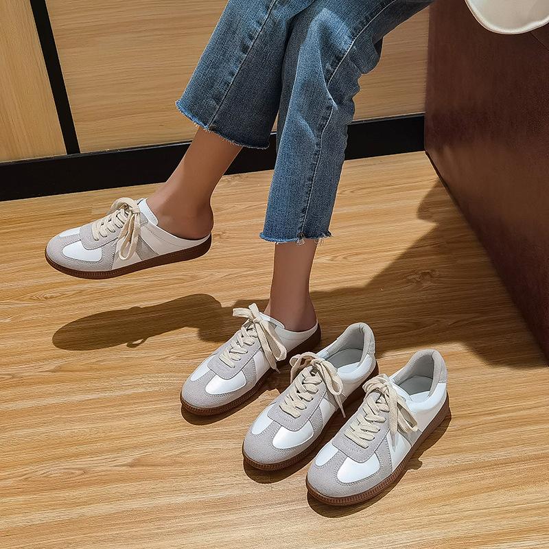 Grape Woman, Retro Hong Kong Style Round Head Color Matching Casual Board Shoes Lace-up German Training Little White Shoes Women's Spring and Autumn