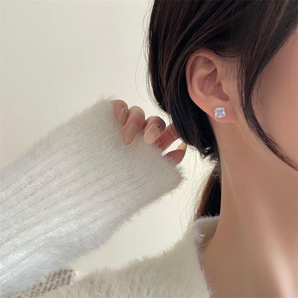 Shiny Exquisite Simple Square Stud Earrings Women Jewelry Zircon Earrings Korean Style Earrings