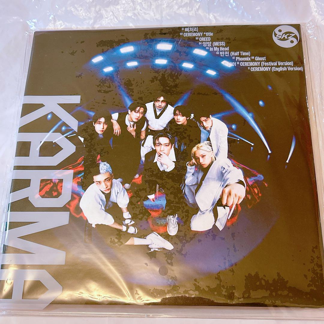

[USED] Stray Kids KARMA Limited Edition Album