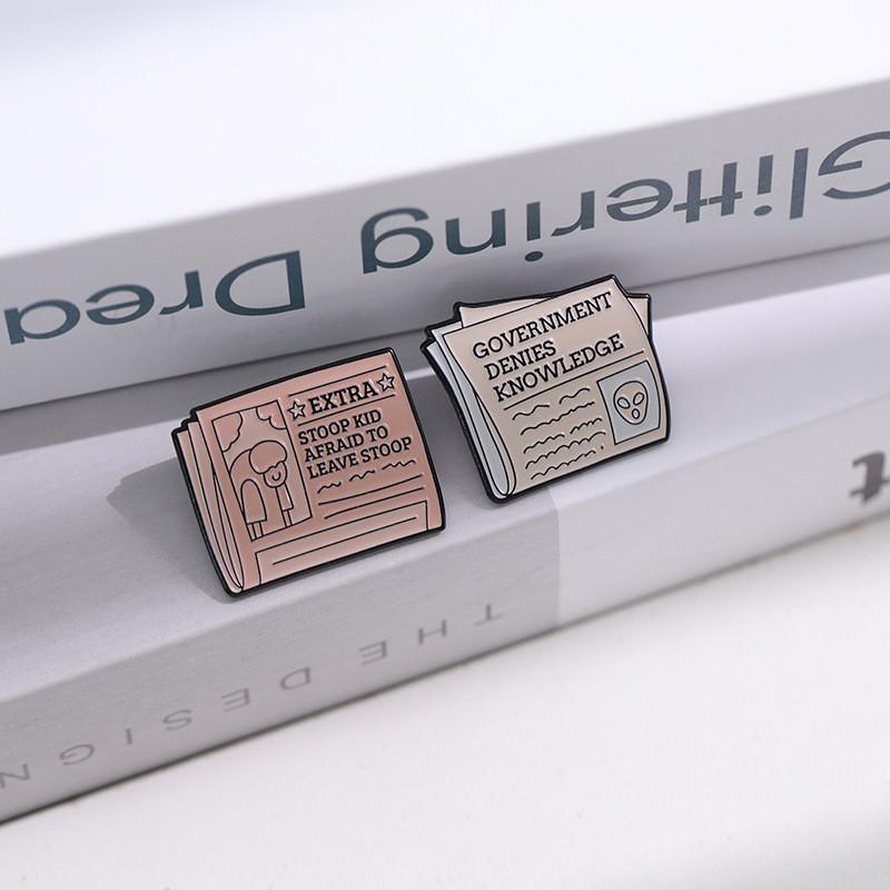 Unique Alloy Letter Newspaper Style Brooches For Fashionable Backpack Accessories