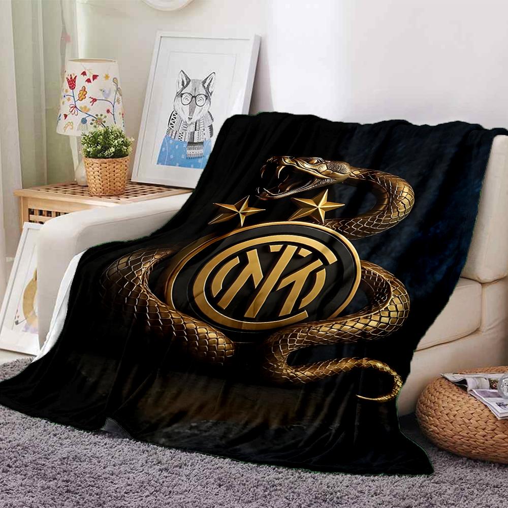 Inter Milan Emblem Blankets Flannel Printed Breathable Warm Throw Blanket for Home Office Bedspreads 0708a91