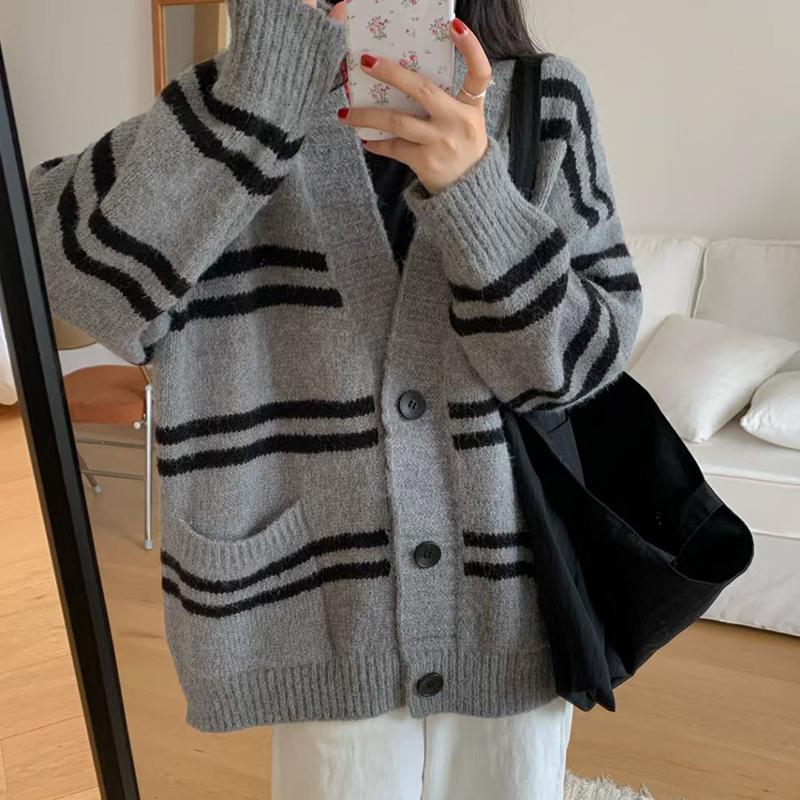 V-neck Single-breasted Lazy Style Striped Pocket Sweater Jacket, Fashionable Brown Ladies Autumn and Winter Warm Sweater Cardigan7051#