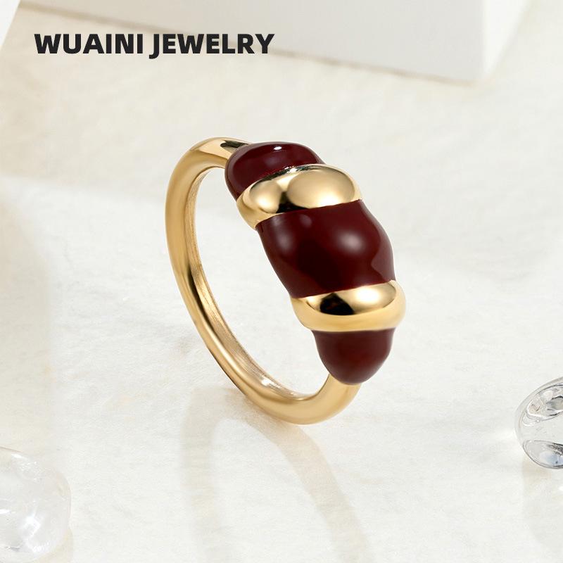 

Ancola Vintage Red Drip Oil Twist Ring: 18K Gold Electroplated Titanium Steel – Elegant High-End Christmas Gift for Women Size 9