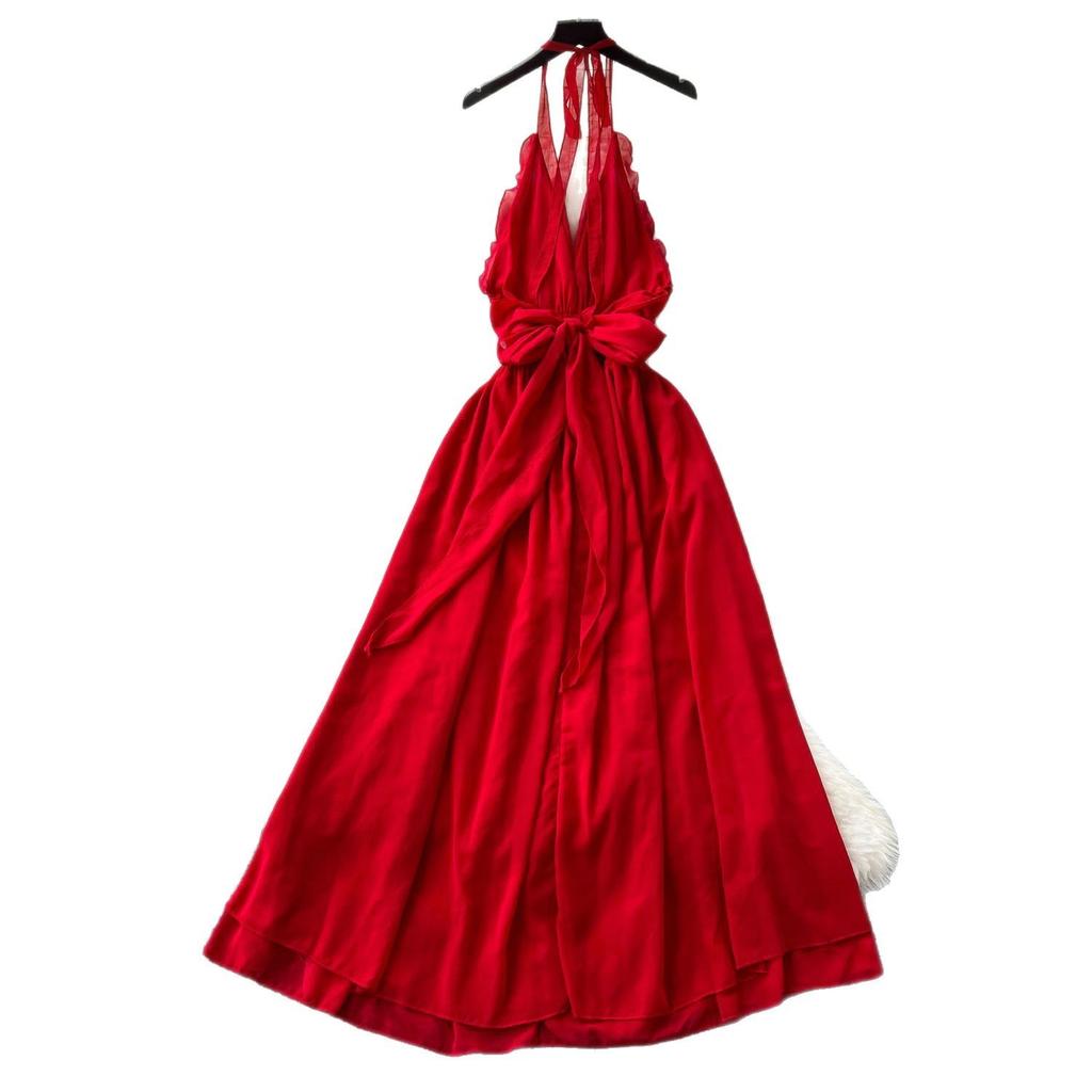 Seaside vacation dress women's summer dress design sense V-neck neck sling backless split chiffon beach dress long dress